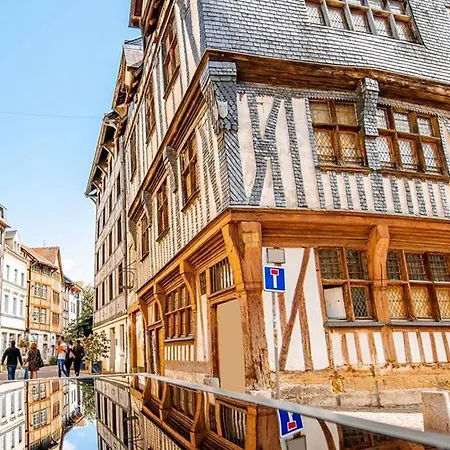 St Sever-place Parking Privee Fermer- Cosy-centre Rouen-wifi-3pers * 루앙