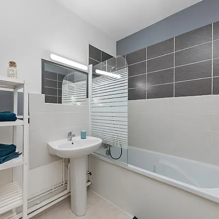 St Sever-place Parking Privee Fermer- Cosy-centre Rouen-wifi-3pers * 루앙
